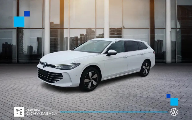 volkswagen Volkswagen Passat cena 206900 przebieg: 10, rok produkcji 2024 z Ostrów Lubelski